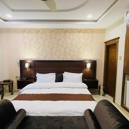 Golden Sand Hotel ราฮิมยาร์คาน ภายนอก รูปภาพ